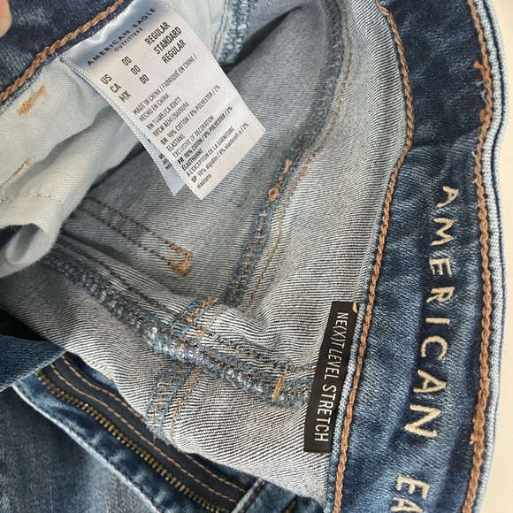 American Eagle women’s jeans.  Two pairs.  Size 00.  Excellent condition. - Picture 3 of 4